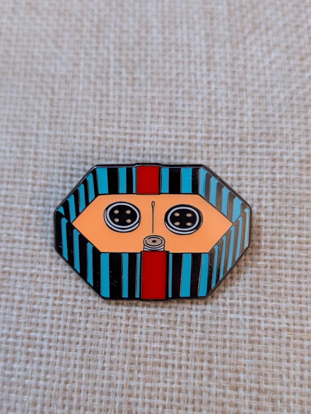 Loungefly pin Coraline button - Other Eyes Box
